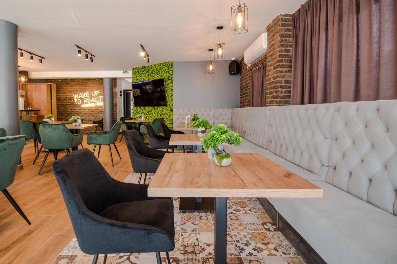 غيفيغليا Oasis Apartments المظهر الخارجي الصورة