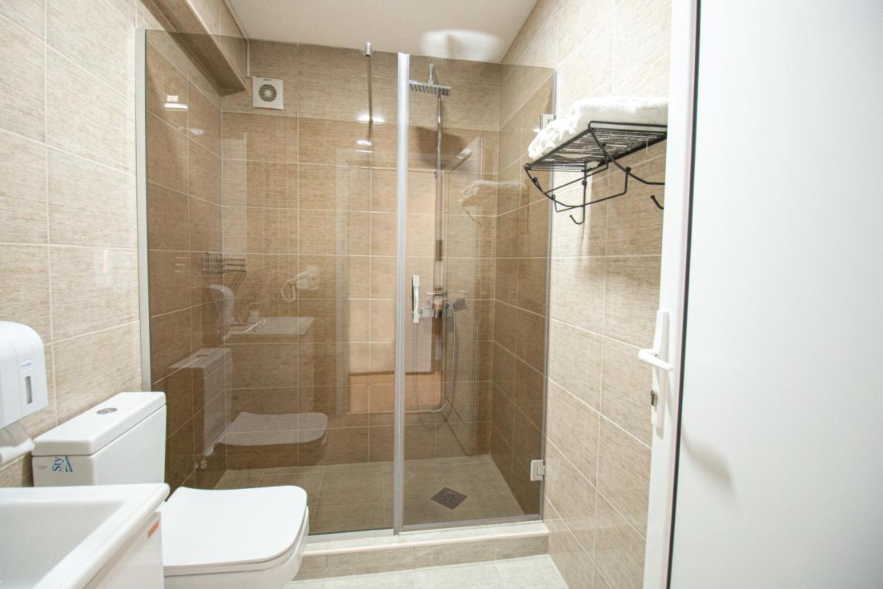 غيفيغليا Oasis Apartments المظهر الخارجي الصورة
